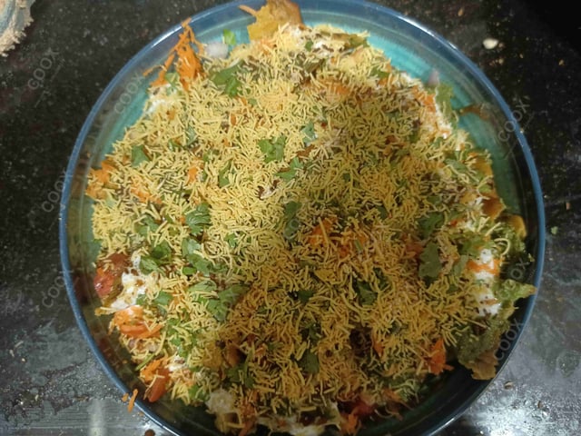 Delicious Palak Patta Chaat prepared by COOX