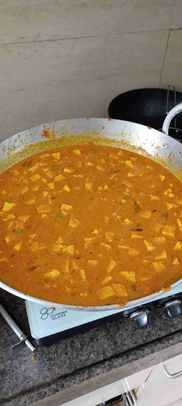 Delicious Matar Paneer prepared by COOX