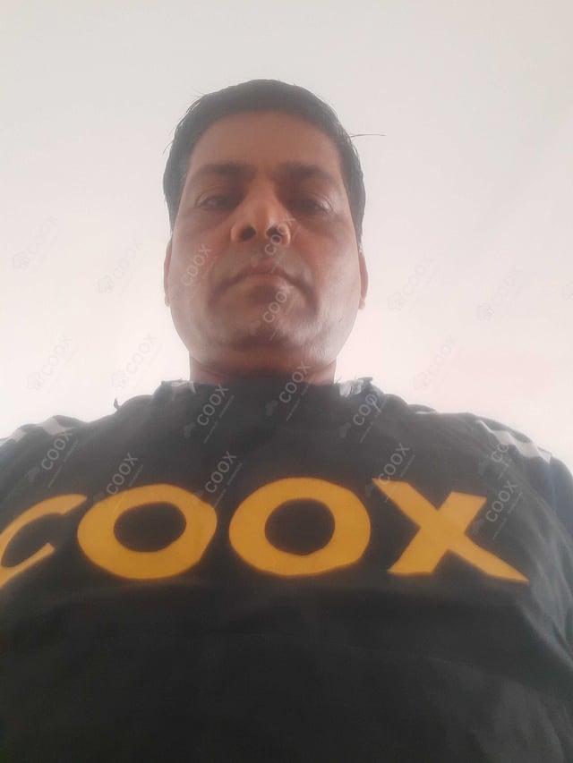 Chef from COOX at bookings. Professional cooks chefs at home