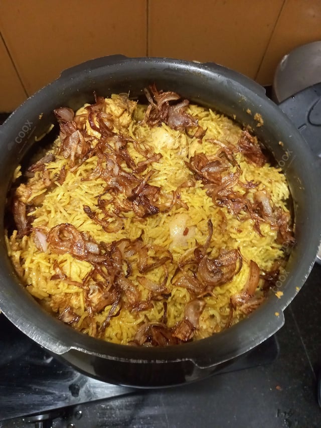 Delicious Chicken Biryani prepared by COOX