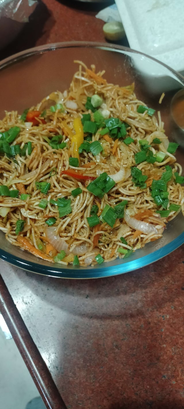 Delicious Chilli Garlic Noodles prepared by COOX