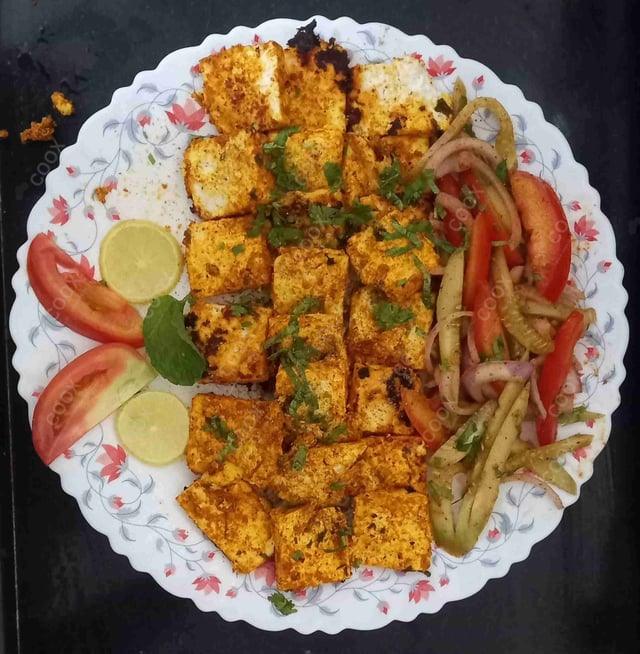 Delicious Paneer Tikka prepared by COOX