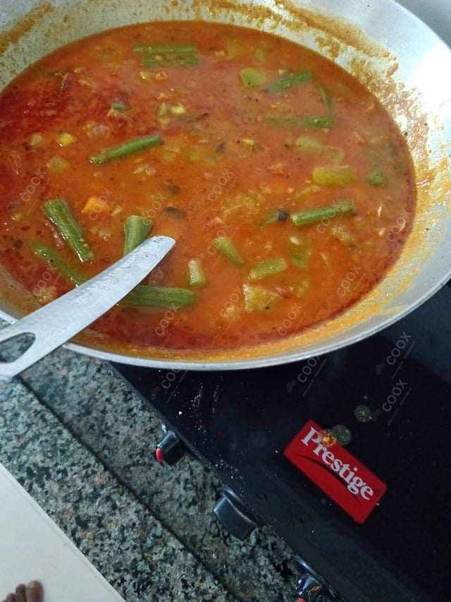 Delicious Vada Sambhar prepared by COOX