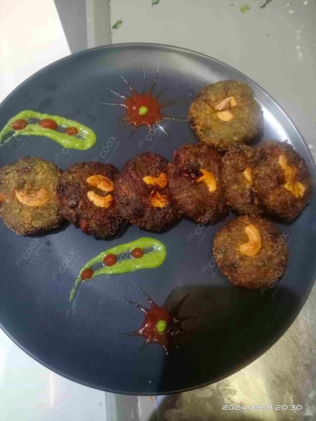 Delicious Hariyali Kebab prepared by COOX