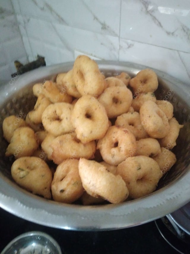 Delicious Medu Vada prepared by COOX