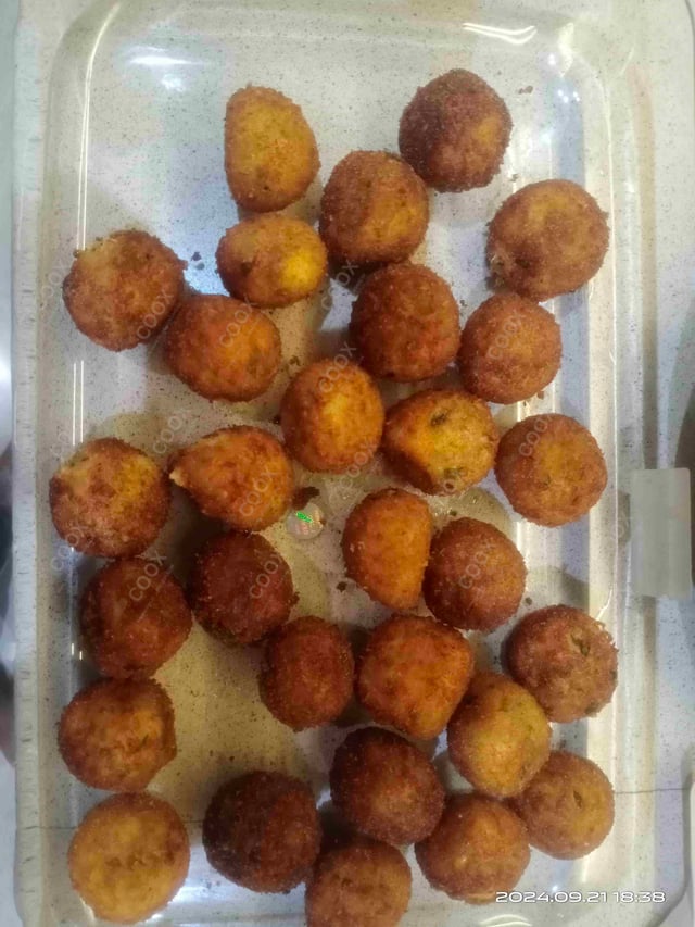 Delicious Fried Cheese Balls prepared by COOX