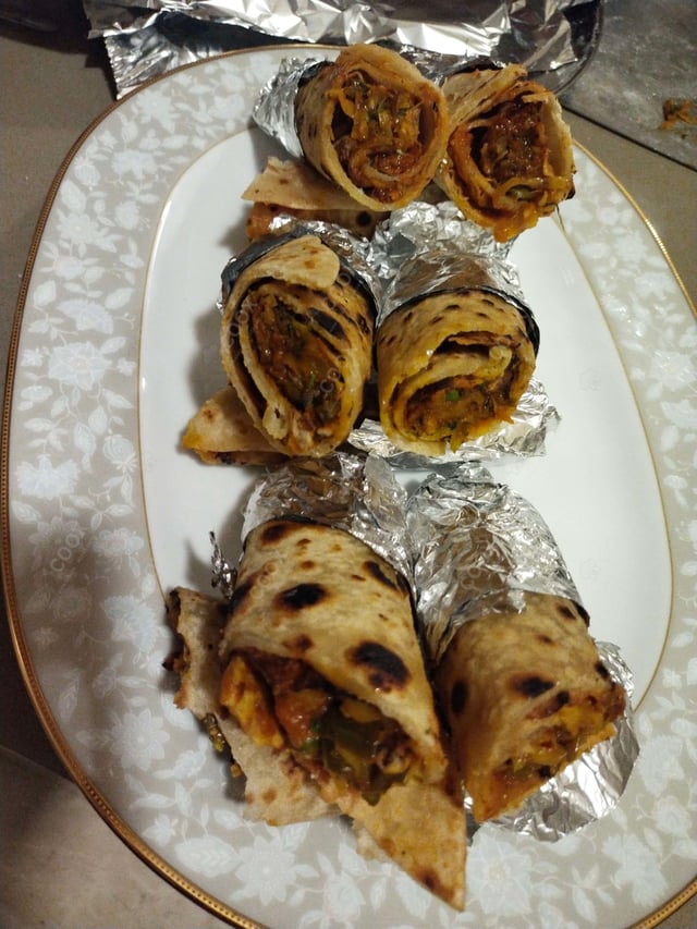 Delicious Veg Kathi Rolls prepared by COOX