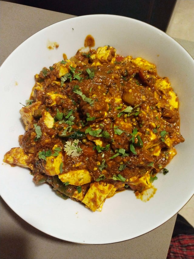 Delicious Kadhai Paneer prepared by COOX