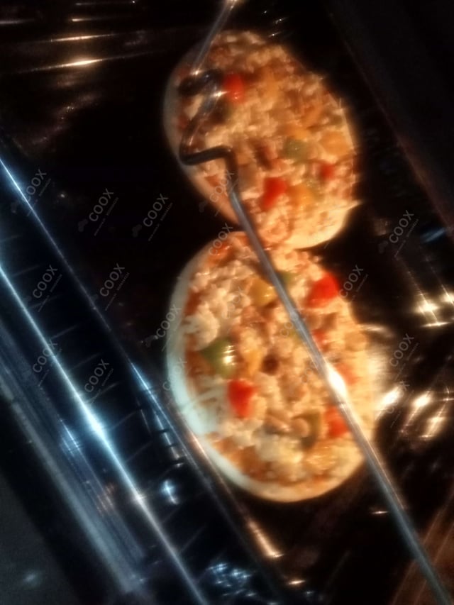 Delicious Veg Pizza prepared by COOX