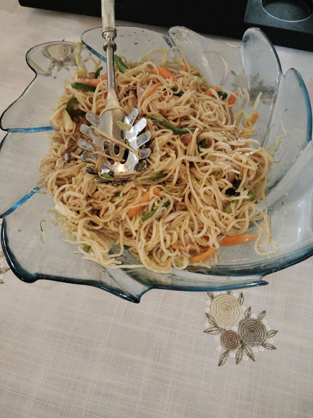 Delicious Chilli Garlic Noodles prepared by COOX