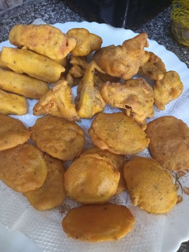 Delicious Mix Pakode prepared by COOX