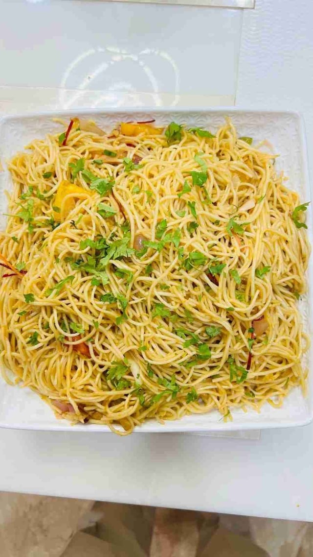 Delicious Chilli Garlic Noodles prepared by COOX