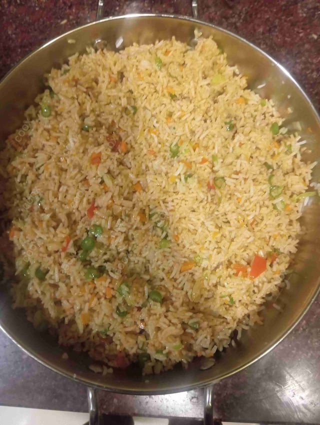 Delicious Veg Fried Rice prepared by COOX