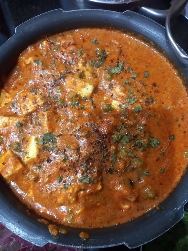 Delicious Matar Paneer prepared by COOX