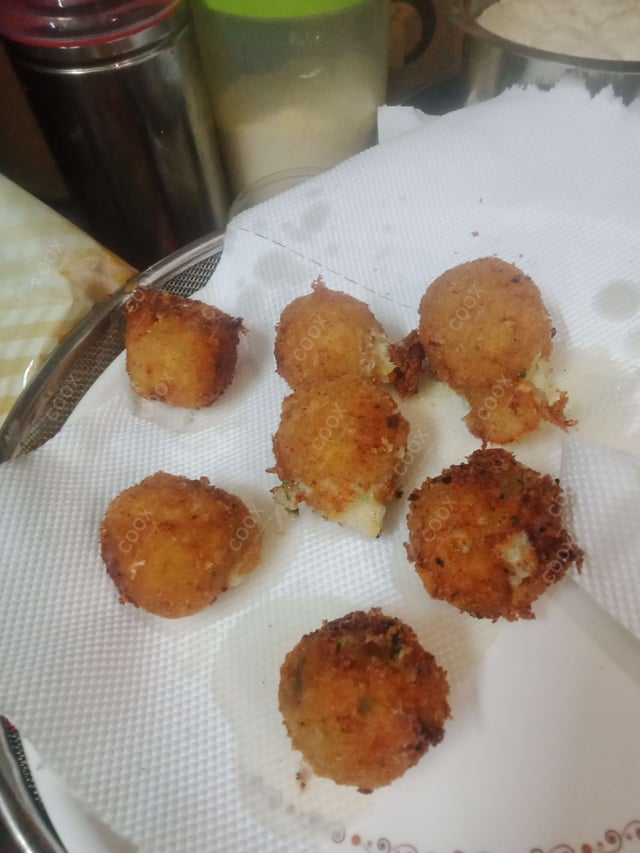 Delicious Fried Cheese Balls prepared by COOX