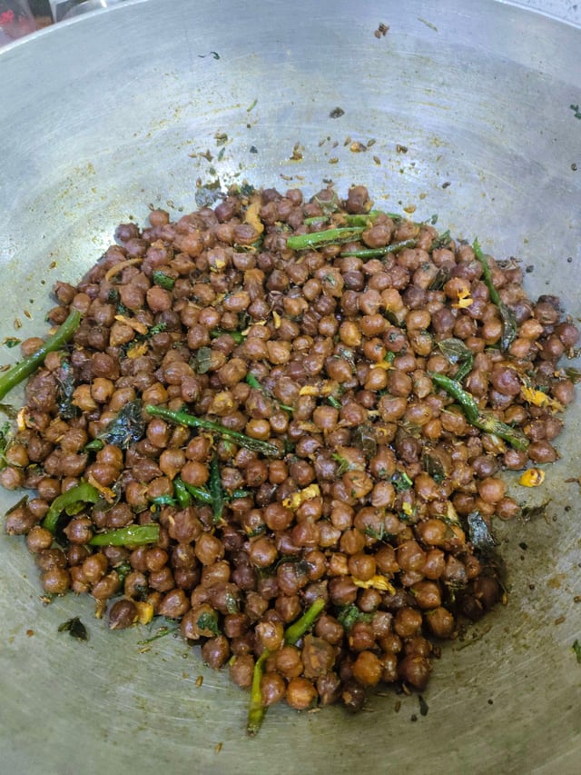 Delicious Kala Chana (Dry) prepared by COOX