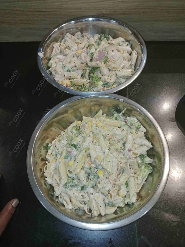 Delicious Pasta in White Sauce prepared by COOX