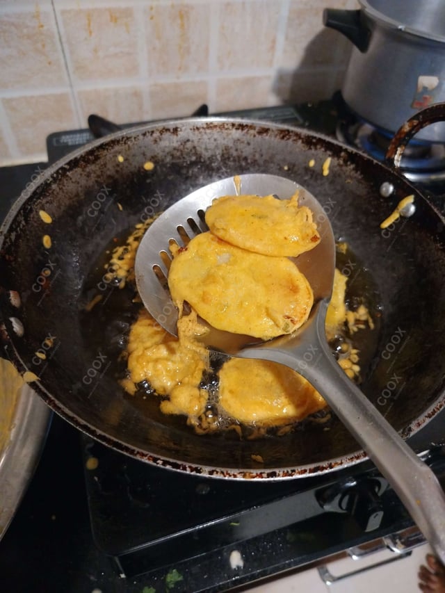 Delicious Aloo Bonda prepared by COOX