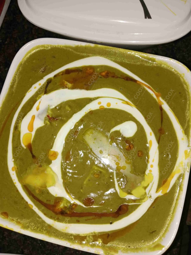 Delicious Palak Paneer prepared by COOX