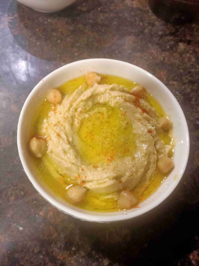 Delicious Hummus Dip prepared by COOX