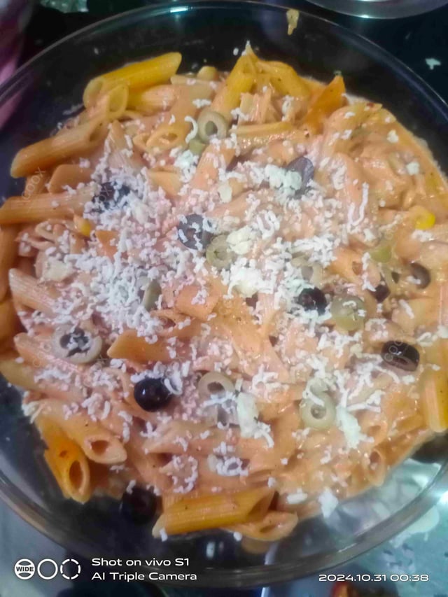 Delicious Pasta in Pink Sauce prepared by COOX