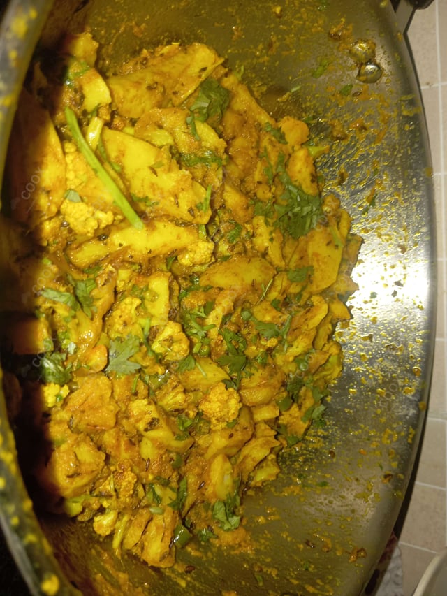 Delicious Aloo Gobhi prepared by COOX