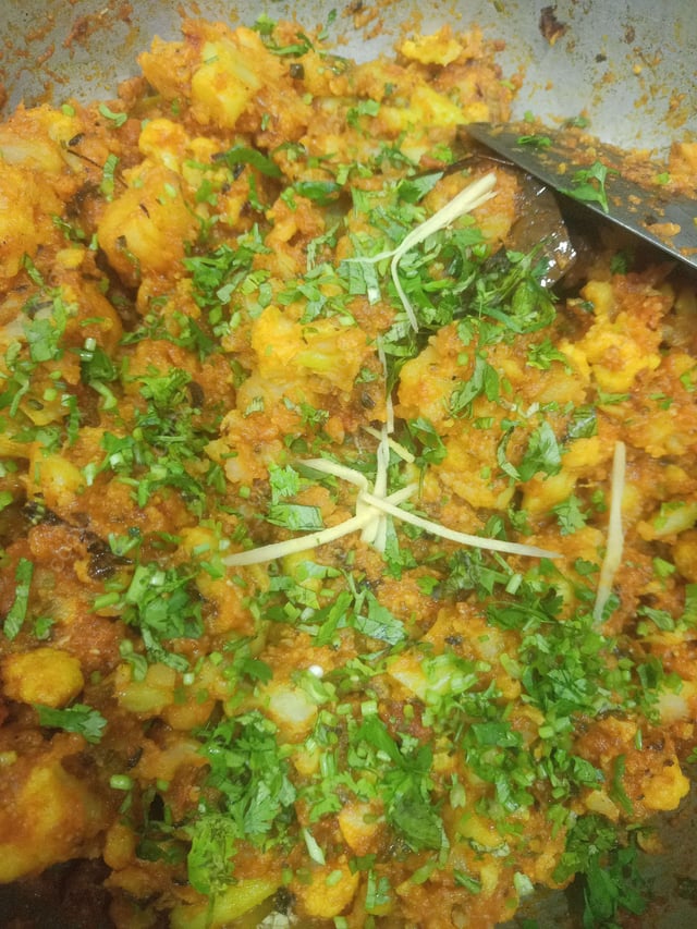 Delicious Aloo Gobhi prepared by COOX