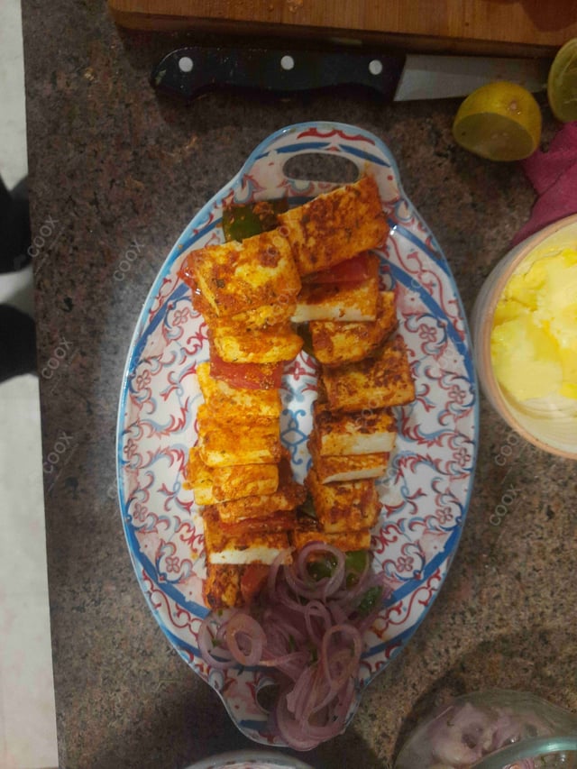 Delicious Paneer Tikka prepared by COOX