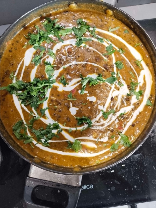 Delicious Dal Makhni prepared by COOX