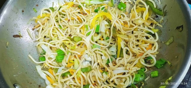 Delicious Chilli Garlic Noodles prepared by COOX