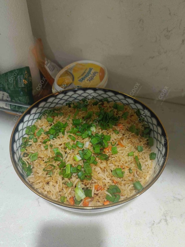 Delicious Veg Fried Rice prepared by COOX