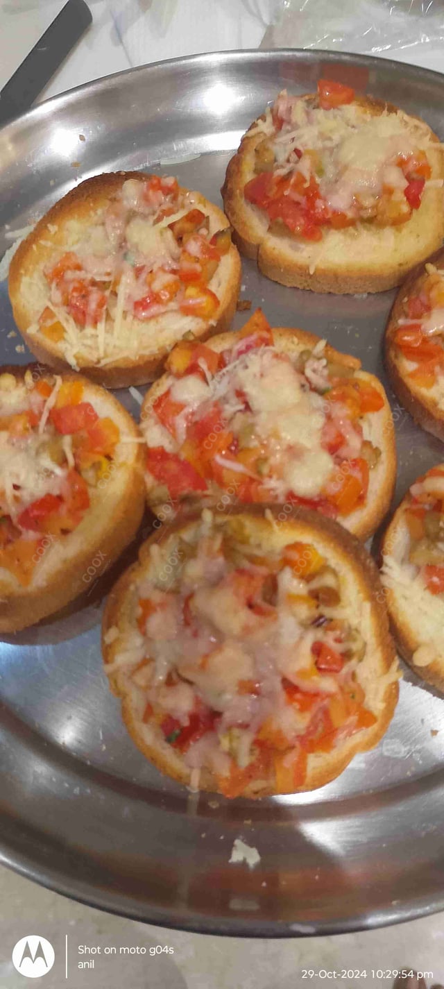 Delicious Tomato Mushroom Bruschetta prepared by COOX