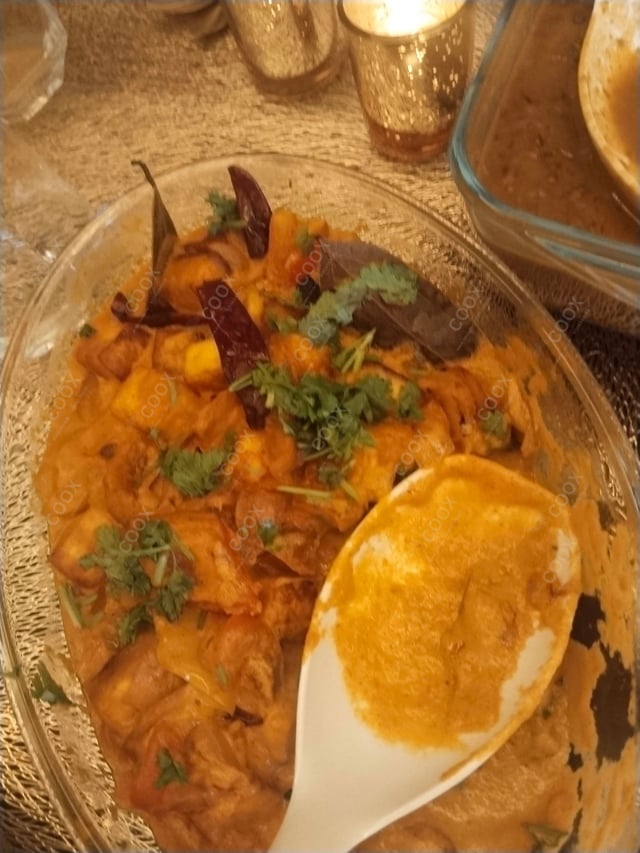 Delicious Kadhai Paneer prepared by COOX