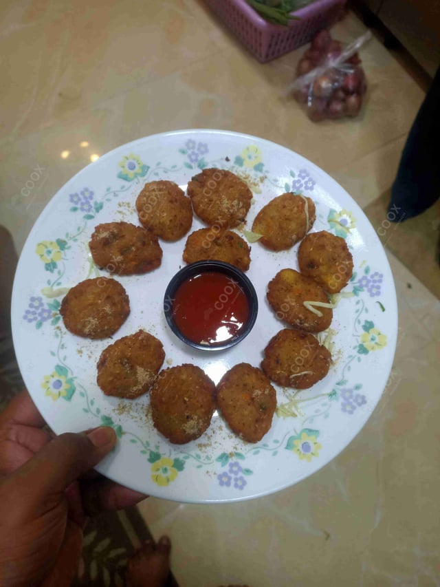 Delicious Veg Cutlets prepared by COOX