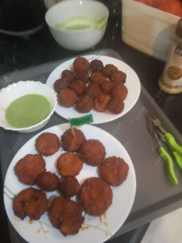 Delicious Green Chutney prepared by COOX