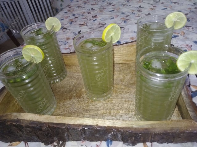 Delicious Virgin Mojito prepared by COOX