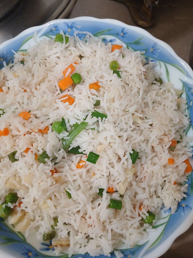 Delicious Veg Fried Rice prepared by COOX