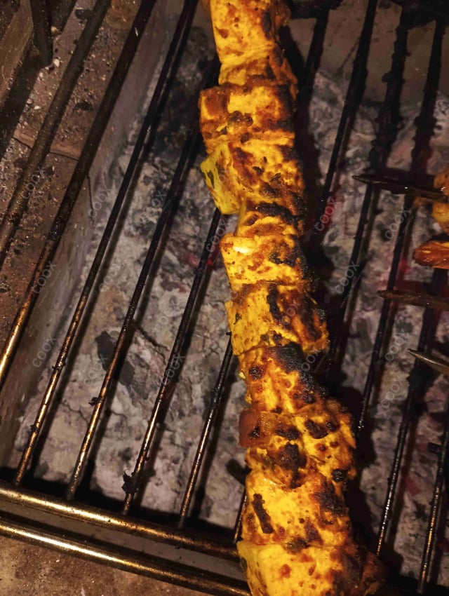 Delicious Paneer Tikka prepared by COOX