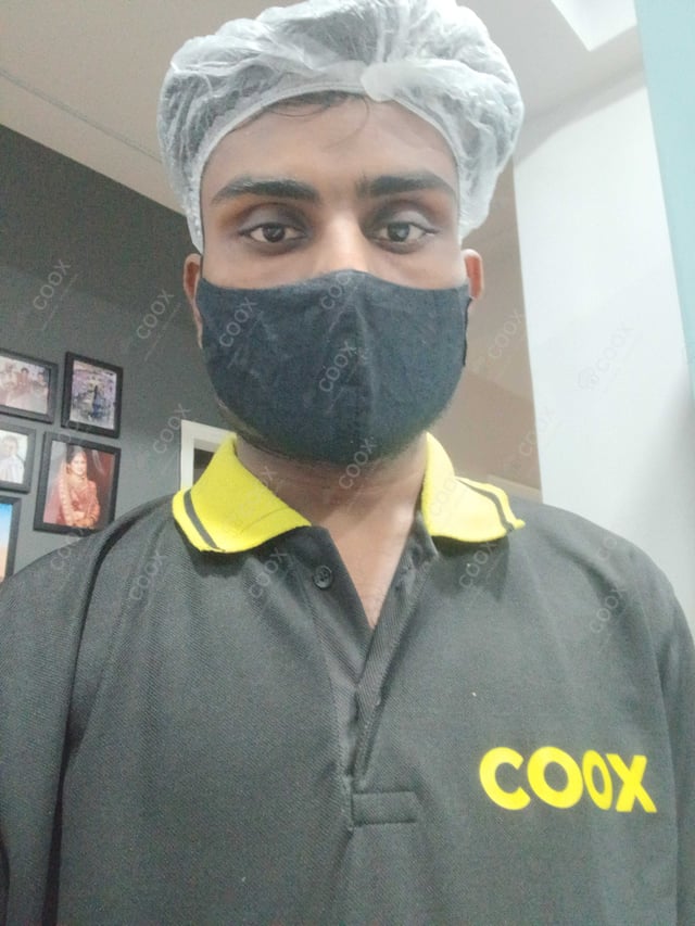 Chef from COOX at bookings. Professional cooks chefs at home