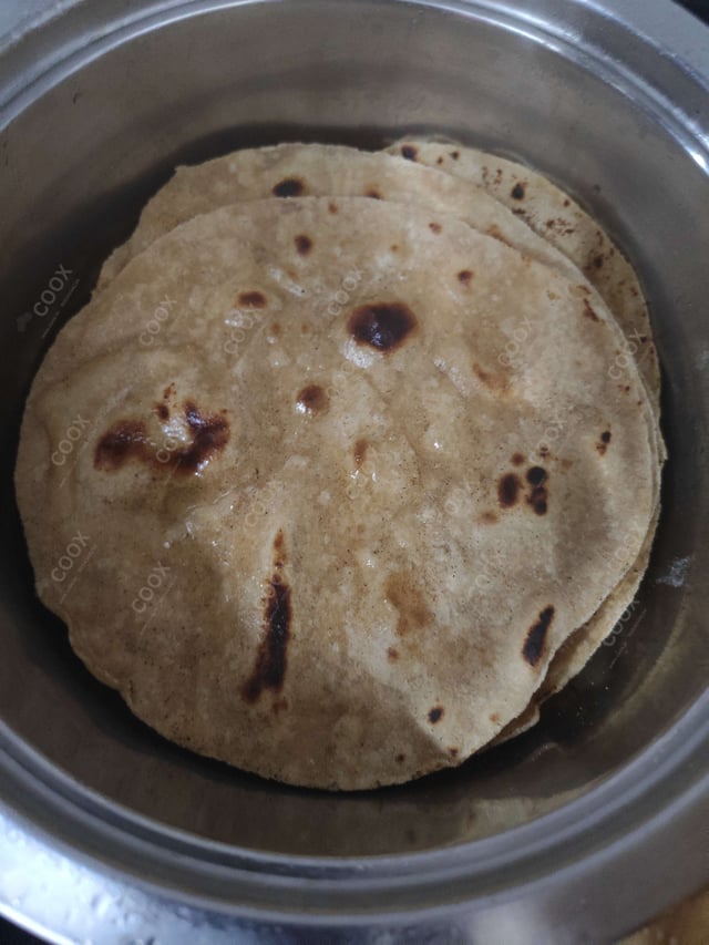 Delicious Tawa Rotis prepared by COOX