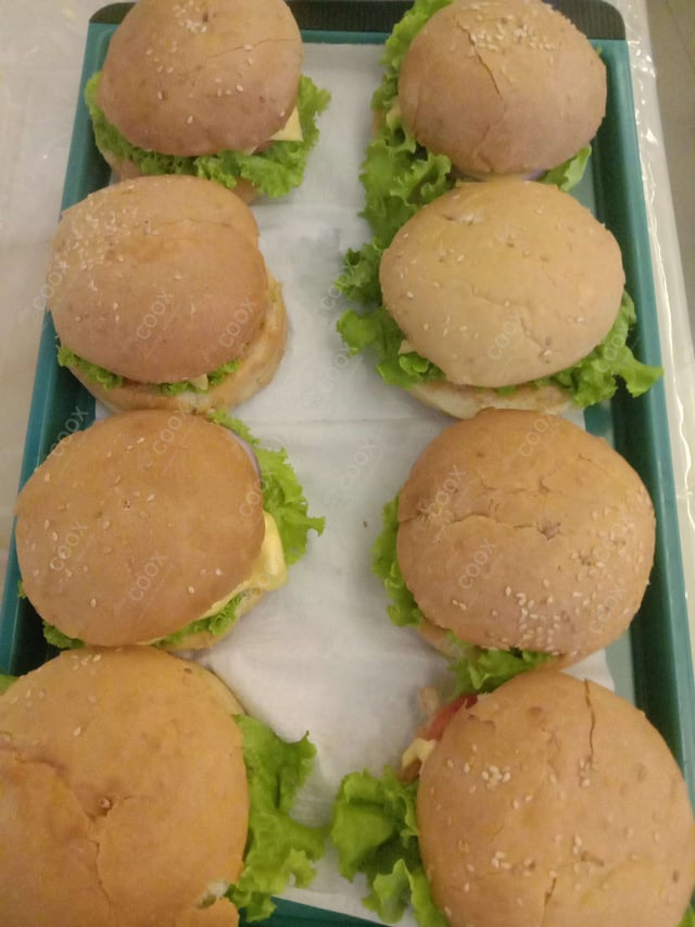 Delicious Mini Veg Burgers prepared by COOX