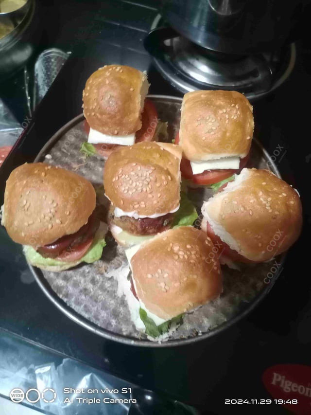 Delicious Mini Veg Burgers prepared by COOX