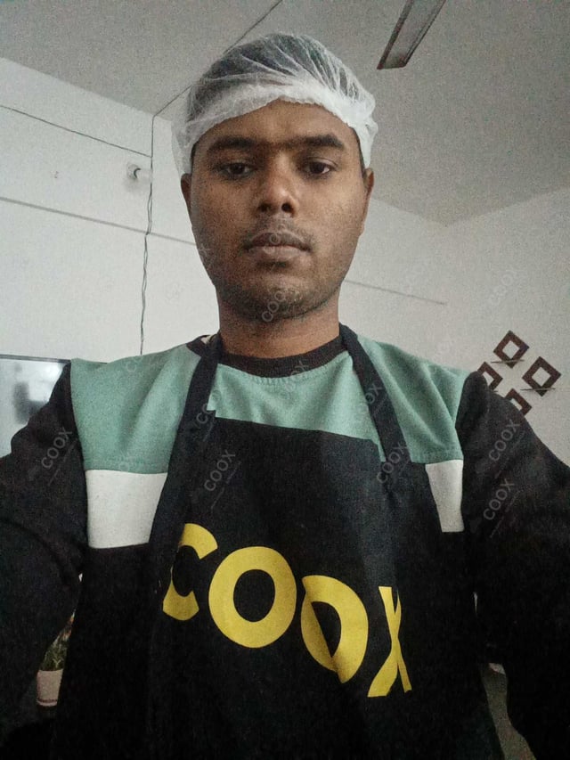 Chef from COOX at bookings. Professional cooks chefs at home