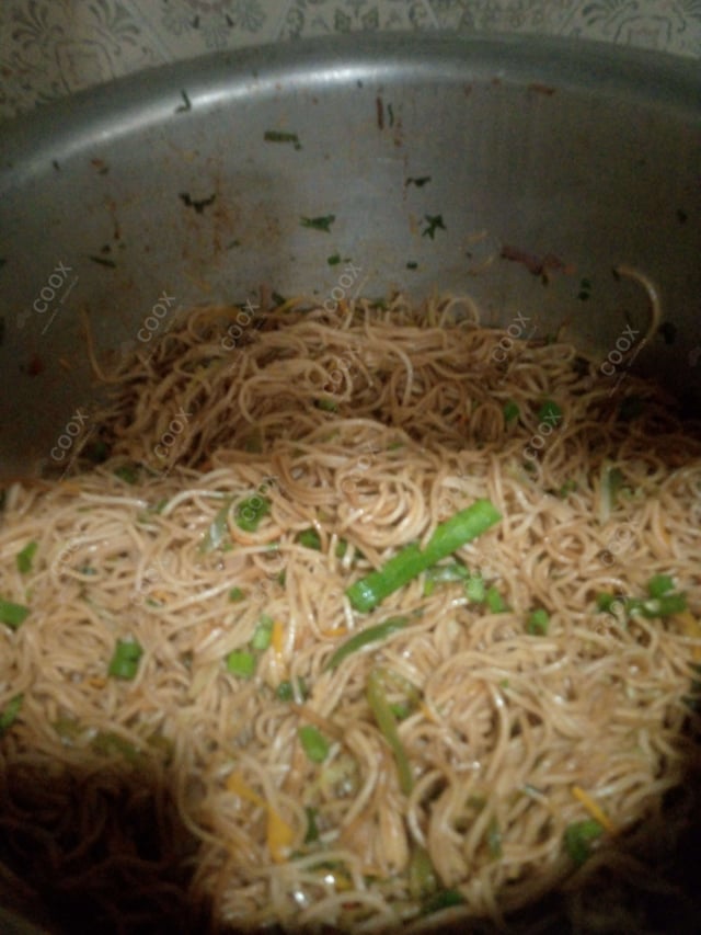 Delicious Veg Hakka Noodles prepared by COOX