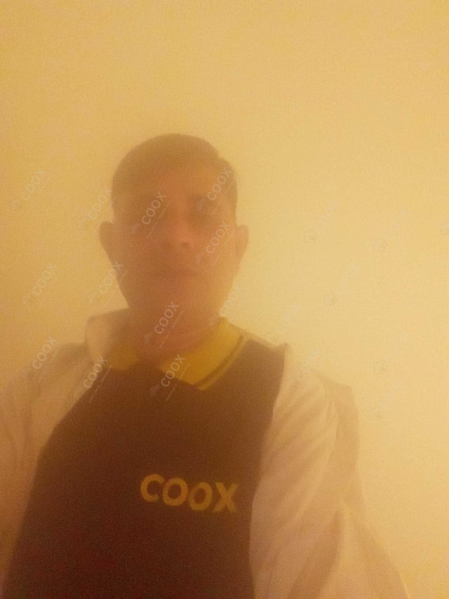 Chef from COOX at bookings. Professional cooks chefs at home