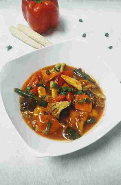 Delicious Mix Veg in Hot Garlic Sauce prepared by COOX