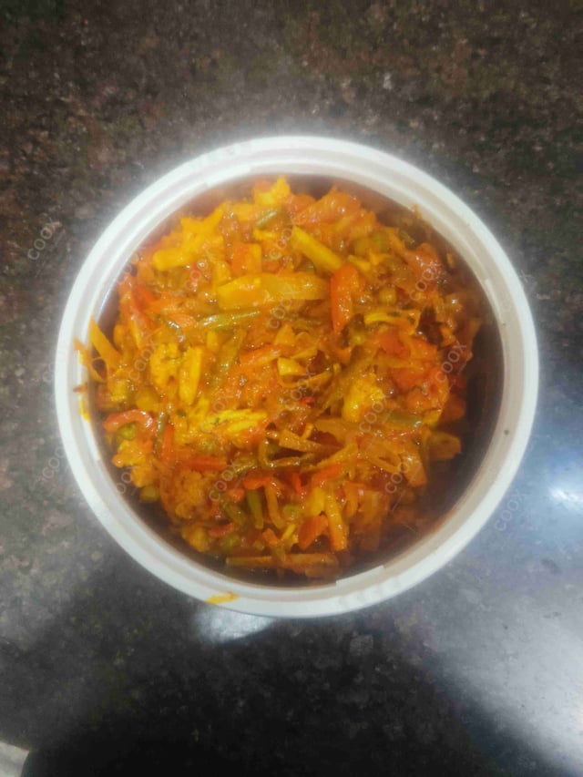 Delicious Veg Jalfrezi prepared by COOX