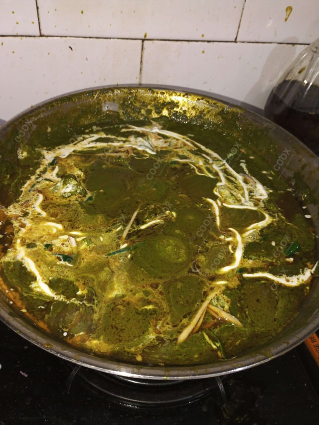 Delicious Palak Paneer prepared by COOX