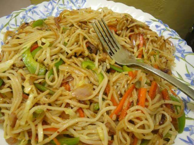 Delicious Veg Hakka Noodles prepared by COOX