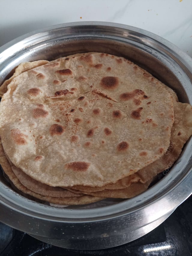 Delicious Tawa Rotis prepared by COOX